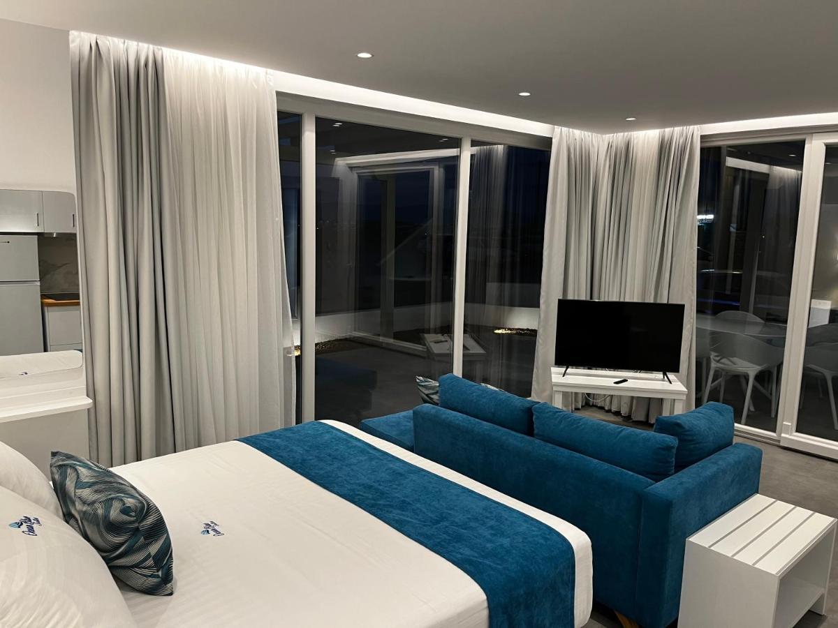 Ocean Blue Suites Ierissos Exterior foto